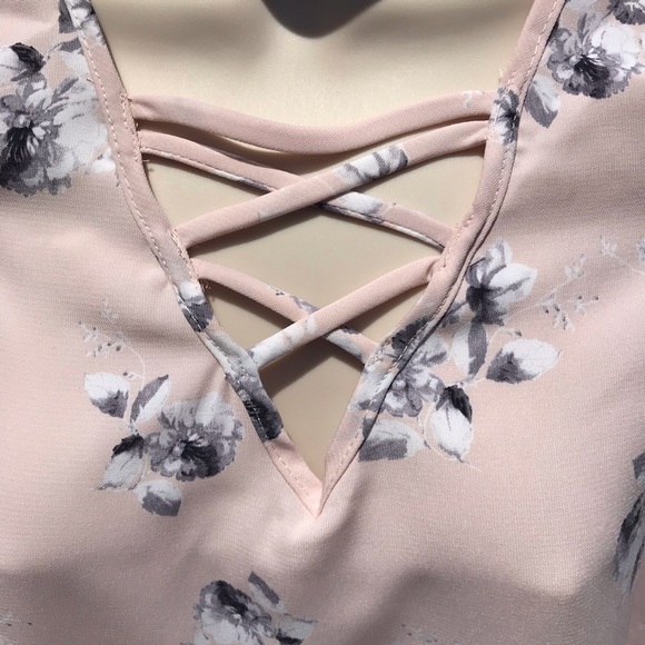 Ing Pale Pink Floral Cold/Off the Shoulder Top - Picture 2 of 7